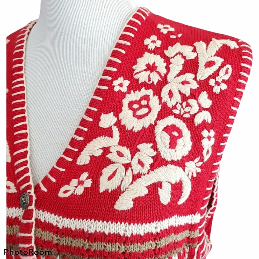Vintage Susan Bristol Red Cream Embroidered Vest - Picture 3 of 15